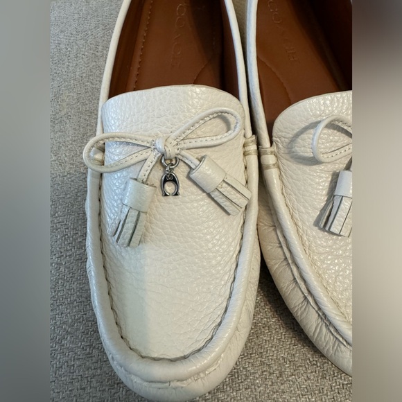 Coach womens loafers size 7B - Picture 6 of 10